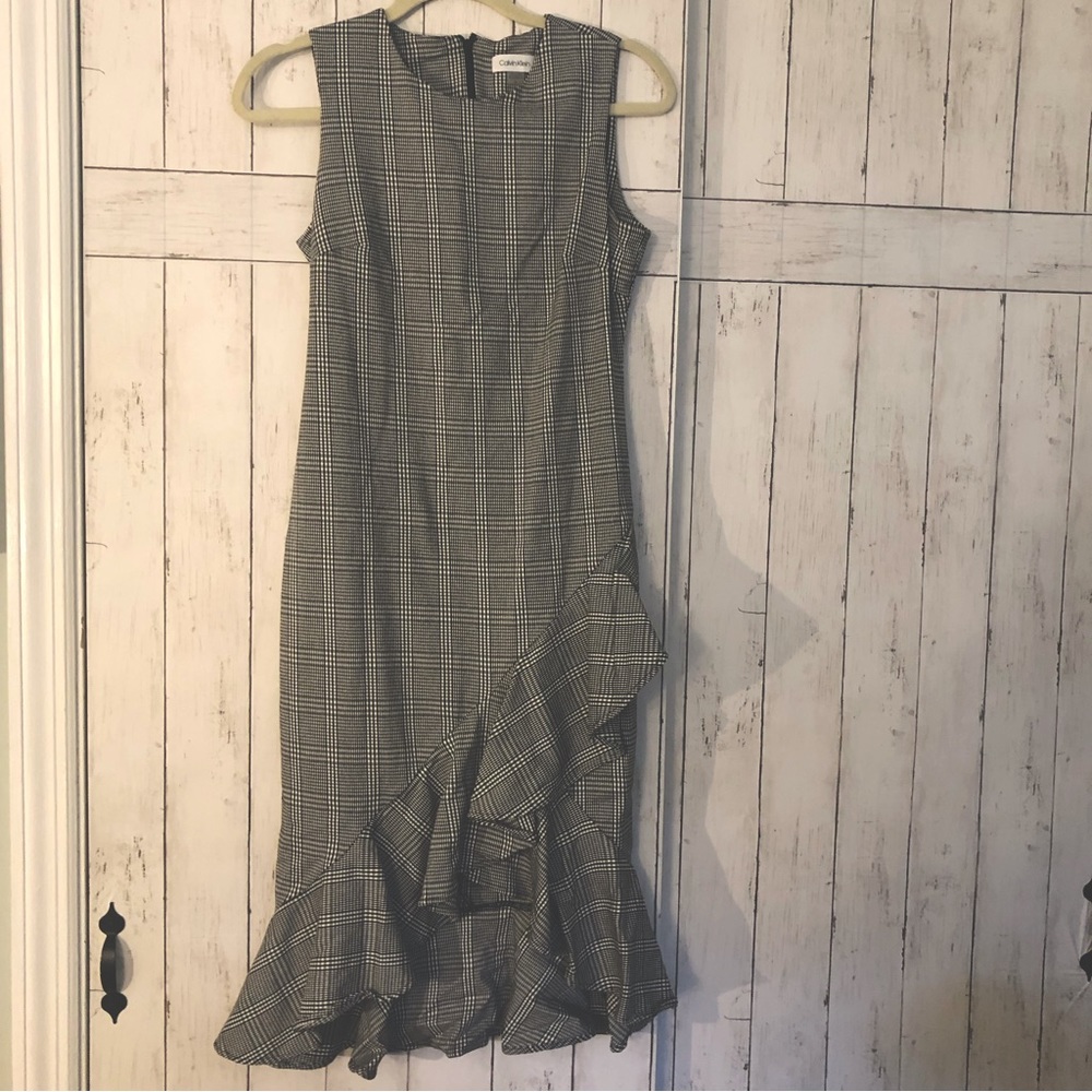 Calvin Klein Plaid Dress Ruffle Hem